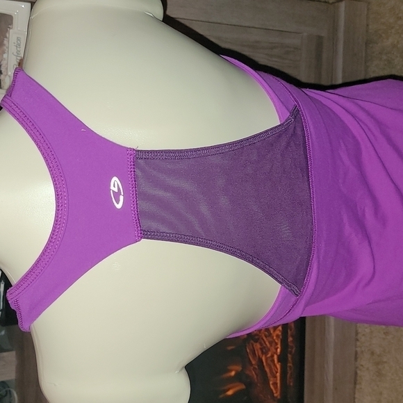 Champion Workout Tank - Picture 1 of 4